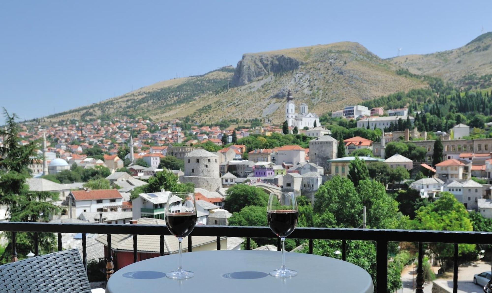 Captain'S Luxury Apartments Mostar Exteriör bild