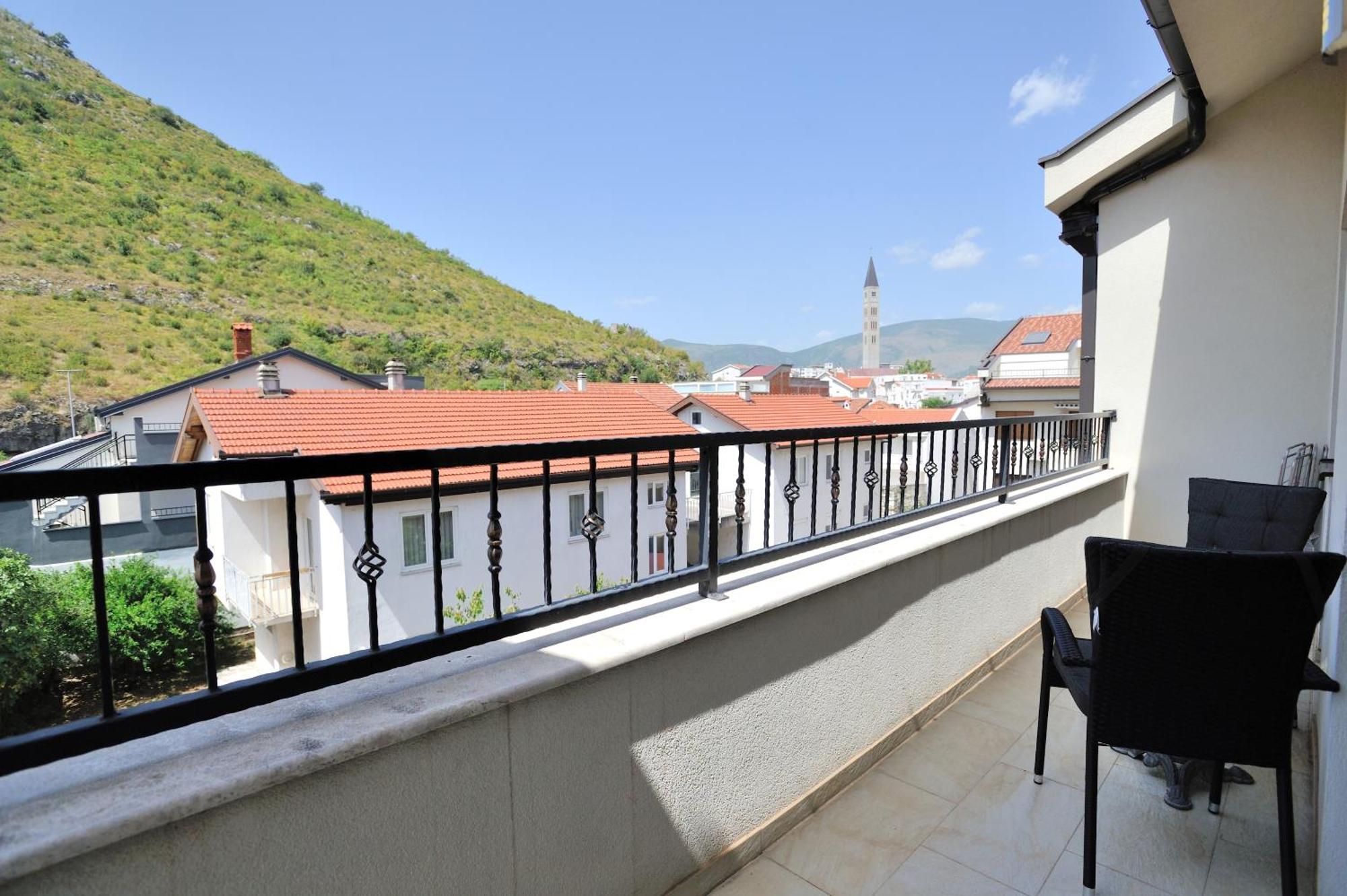 Captain'S Luxury Apartments Mostar Exteriör bild